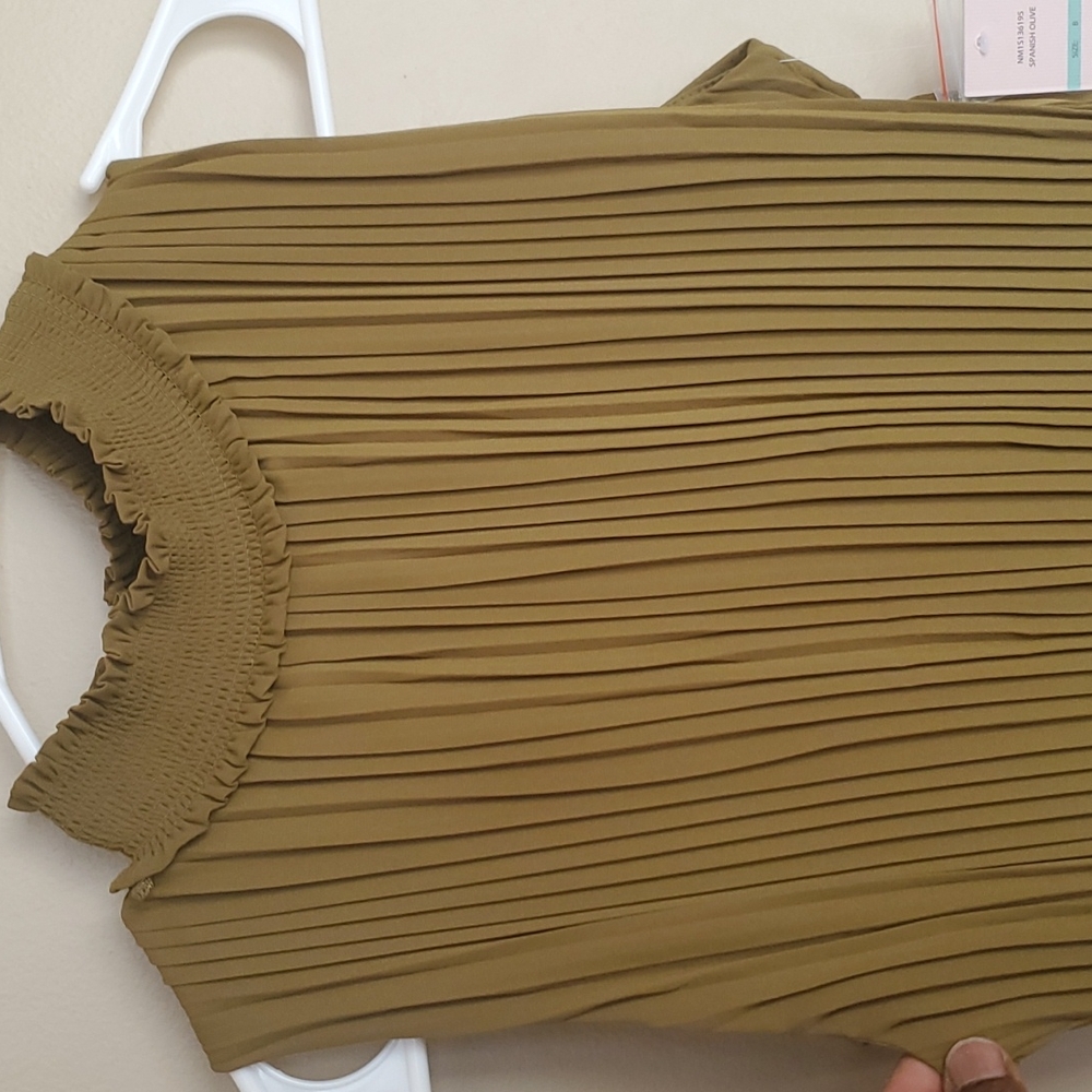 Dress - Picture 11 of 16
